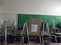 18 Student Desks