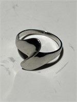 Sterling Silver Ring Size 7.5