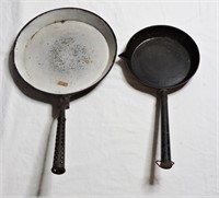 2 Vintage Cast Iron Frying Pans