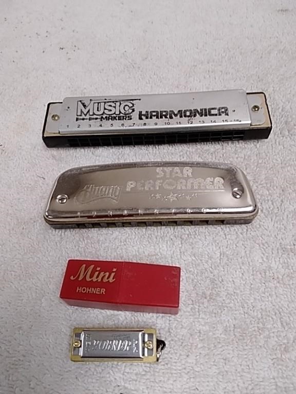 Group of harmonicas