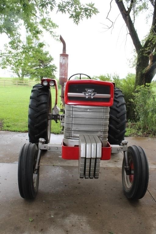 Massey Ferguson 165