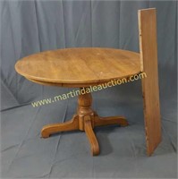Vintage Wooden Kitchen Table w Leaf