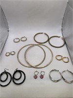 HOOP PIERCED EARRING LOT OF 8