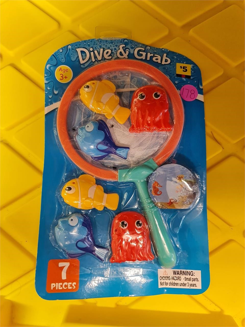 Dive & grab
