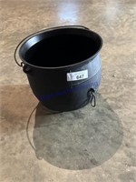 BLACK POT 10.5W X 9.5T, IN CELLAR