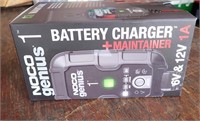 NOCO GENIUS BATTERY CHARGER AND MAINTAINER