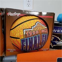 (2) NEW Rawlings basketballs (98' Final Four),