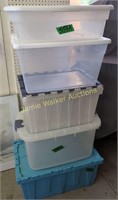 5 Plastic Storage Totes