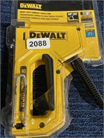 DEWALT COMPACT STAPLE GUN