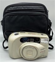 Yashica Elite 105 Zoom Camera w/Camera Bag