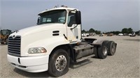 2004 Mack CX713 Day Cab Truck Tractor,