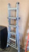 12' FOLDING LADDER