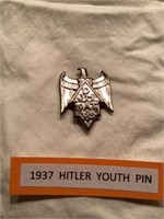 1937 HITLER YOUTH PIN