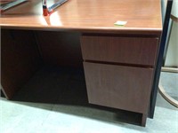 Desk with 2 drawers right side