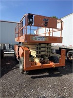 JLG 4394RT Lift Runs