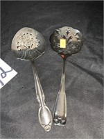 2 VINTAGE SILVER PLATE TOMATO SPOONS