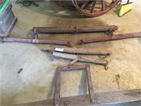 Horse hitch equipment double trees and single