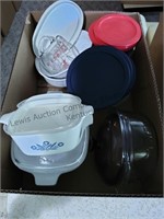 Mixed lot of bakeware to include corral wear and