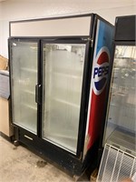 Hussman 2 Glass Door Refrigerator [TW]
