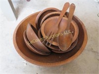 vintage wood salad bowl utensils American made