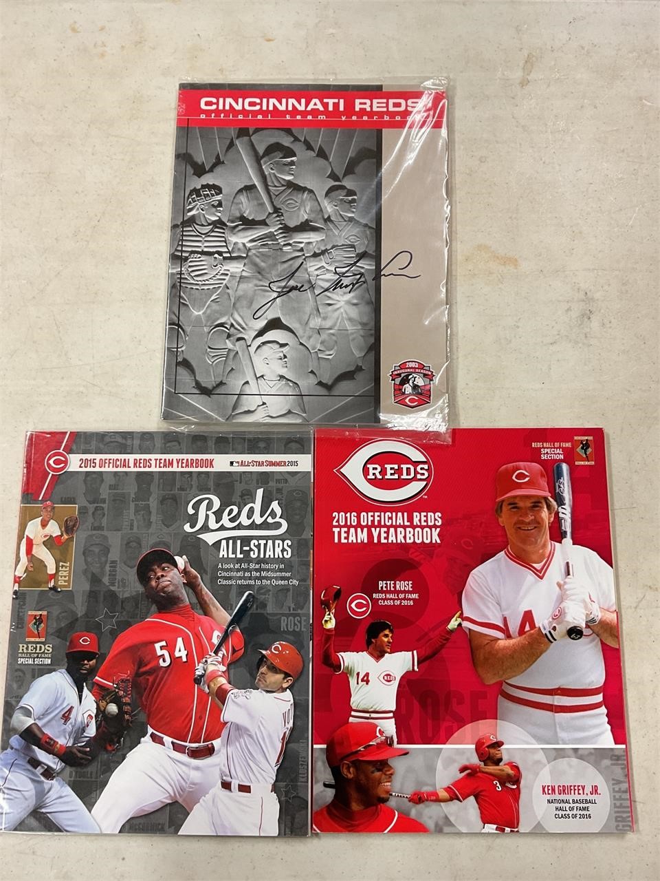 2003,15,16 Cincinnati Reds yearbook magazines