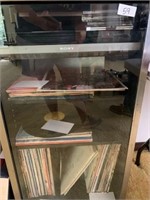 STEREO CABINET WITH LOT OF RECORDS
