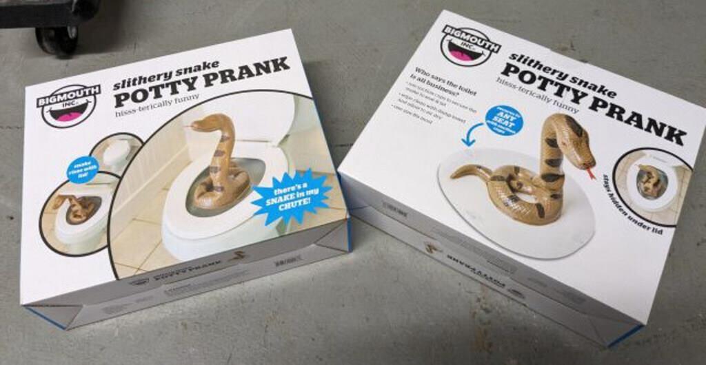 2 PC POTTY PRANK SNAKES