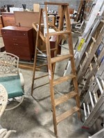 6 Foot Wooden Ladder.