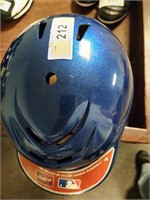 New batting helmet, fits sizes 6.5 to 7.5