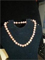 14KT Gold Clasp Pink Freshwater Pearl Necklace