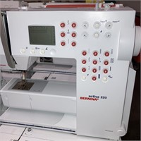 Bernina Activa 220 Sewing Machine