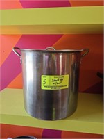 STOCK POT W/ LID