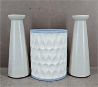 Southern Art Planter & 2pc Vases