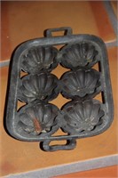 Cast iron muffin tin