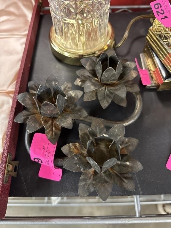 VINTAGE METAL LOTUS FLOWER TABLE TOP CANDLE HOLDER