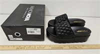 New Fashion Nova Size 5 Black Wedge Sandals