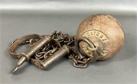 Alcatraz Prison Cast Iron Ball & Chain With Key