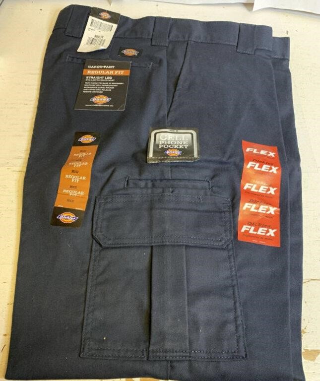 Dickies  cargo pants 38 x32