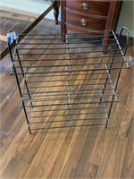 Small Metal Wire Shelf Plant Stand?
