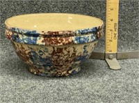 Multi-color sponge decorated mixing bowl, 8" dia