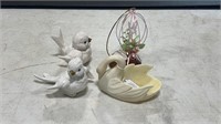 Hummingbird, Swan, Pair of Birds