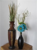 Decorative Vases - 2pc lot