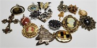 16 Broaches/Pins