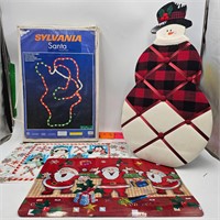 Christmas Placemats, Santa Light, Wooden Snowman