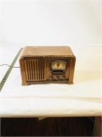 Vintage Kilocycles Radio