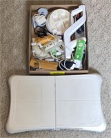 Wii Balance Board (RVL-021), Remotes, &