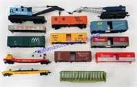 Lot of (13) HO Scale Train Cars