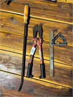 LOT OF BOLT CUTTERS , PRY BARS