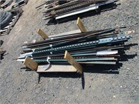 Pallet of Assorted 6' T-Posts