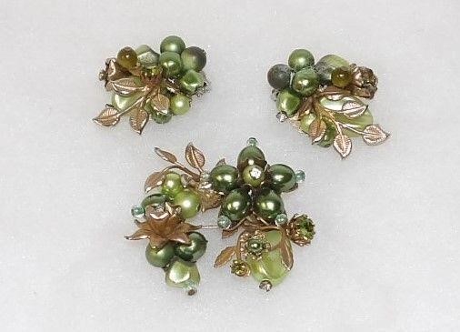 Vintage Gold Tone Green Beaded Rhinestone Set